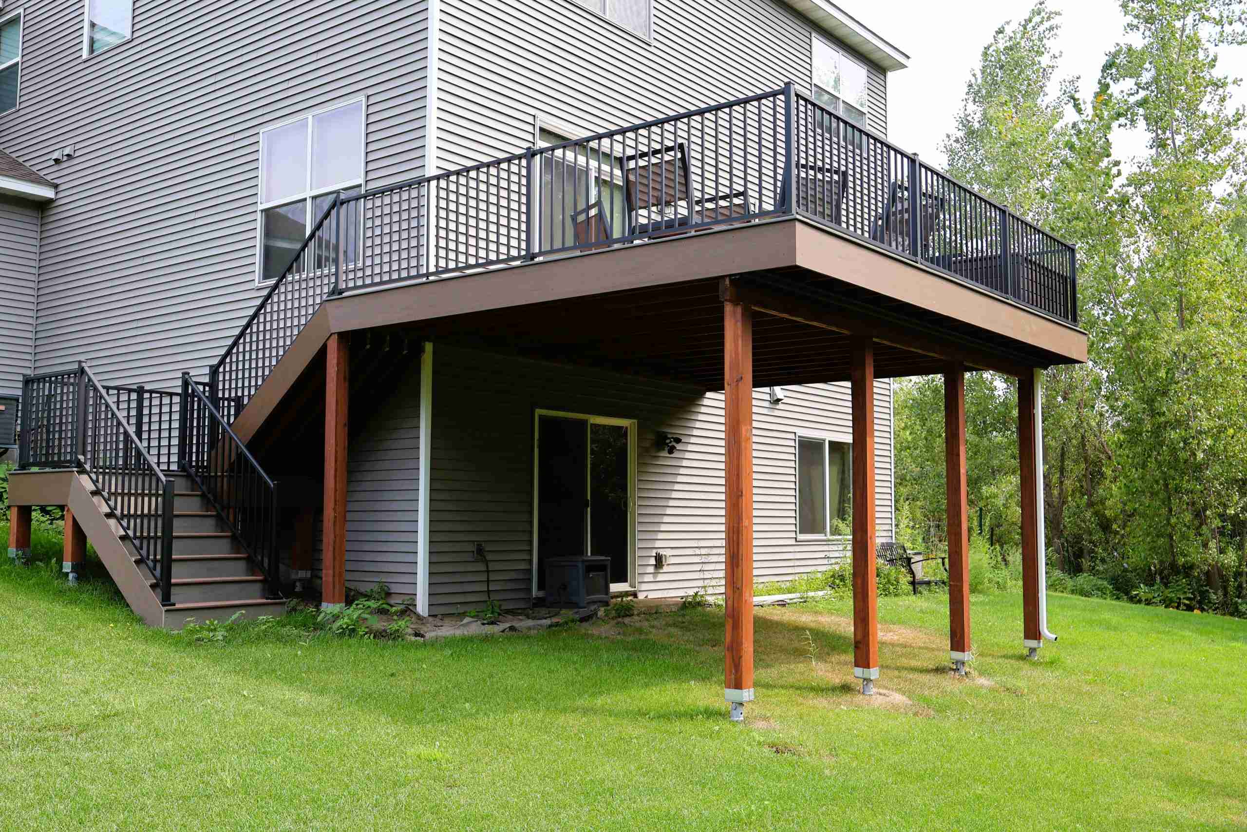 Custom deck build completed in Ham Lake Minnesota